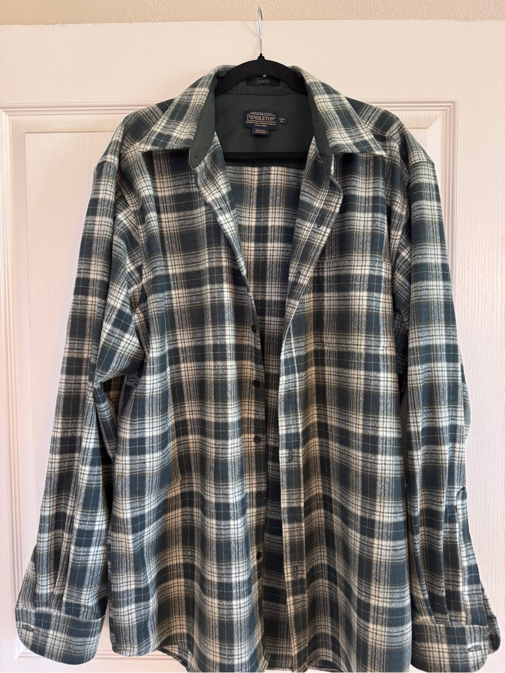 Pendleton Men’s wool Green and Cream Plaid Shirt Jacket- size XL Tall